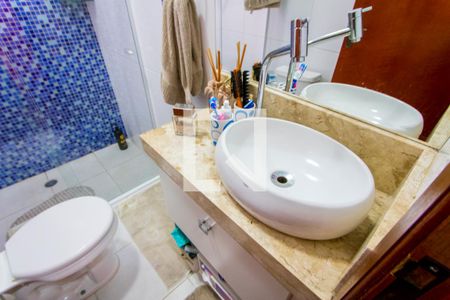 Apartamento à venda com 114m², 2 quartos e 2 vagasBanheiro do quarto 1