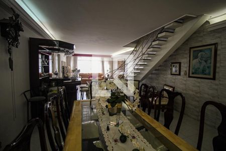 Sala de Estar de casa à venda com 3 quartos, 234m² em Pari, São Paulo