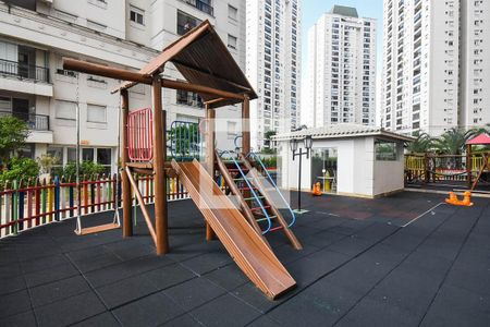 Apartamento à venda com 64m², 3 quartos e 1 vaga Apartamento à venda com 64m², 3 quartos e 1 vagaPlayground