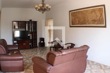 Sala de casa à venda com 3 quartos, 167m² em Taquara, Rio de Janeiro