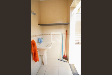 Casa à venda com 241m², 3 quartos e 5 vagasArea de Serviço