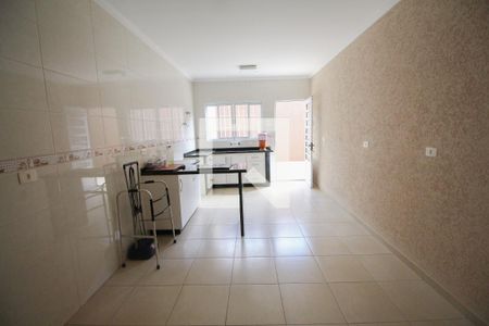 Casa à venda com 241m², 3 quartos e 5 vagasCozinha