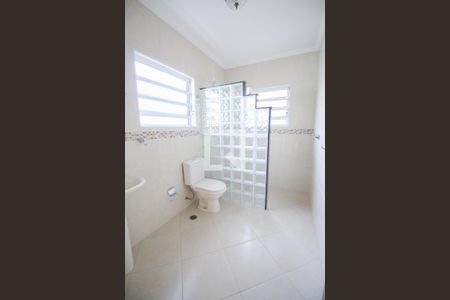 Casa à venda com 241m², 3 quartos e 5 vagasSuite Quarto 2