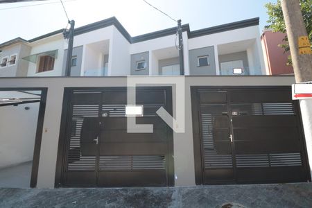 Casa à venda com 70m², 2 quartos e sem vagaFachada