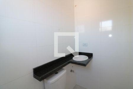 Casa para alugar com 70m², 2 quartos e 1 vagaBanheiro da Suite 1 