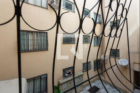 Vista da Sala de apartamento para alugar com 2 quartos, 48m² em Rio Branco, Belo Horizonte