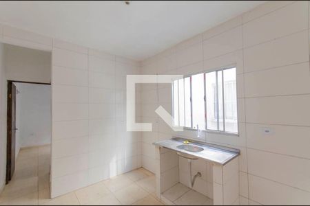 Casa para alugar com 30m², 1 quarto e sem vaga Casa para alugar com 30m², 1 quarto e sem vagaCozinha