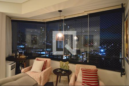Apartamento à venda com 78m², 2 quartos e 2 vagasSala