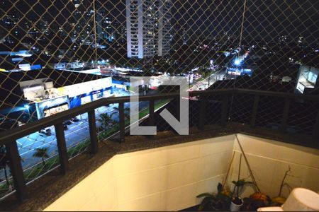 Apartamento à venda com 78m², 2 quartos e 2 vagasVaranda da suite
