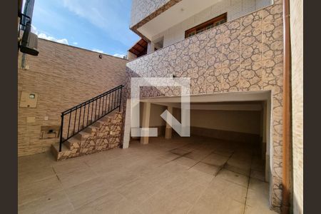 Casa à venda com 200m², 3 quartos e 4 vagas