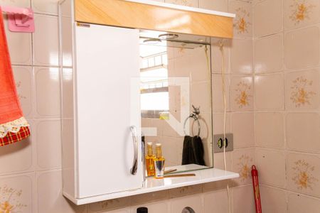 Casa à venda com 69m², 2 quartos e 3 vagasBanheiro