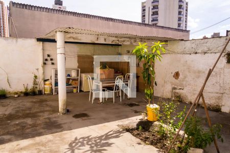 Casa à venda com 69m², 2 quartos e 3 vagasQuintal
