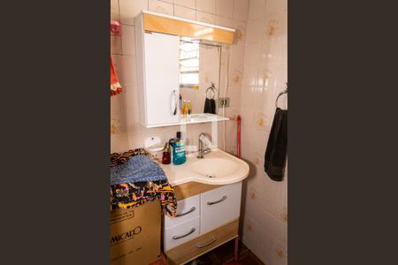 Casa à venda com 69m², 2 quartos e 3 vagasBanheiro