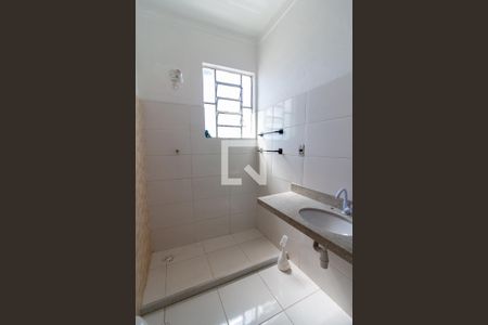 Apartamento para alugar com 60m², 2 quartos e sem vaga Apartamento para alugar com 60m², 2 quartos e sem vagaBanheiro