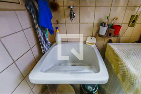 Apartamento à venda com 68m², 3 quartos e 1 vagaÁrea de Serviço