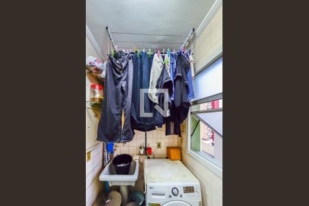 Apartamento à venda com 68m², 3 quartos e 1 vagaÁrea de Serviço