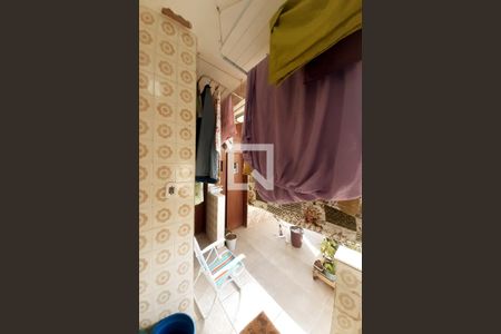 Casa de condomínio à venda com 96m², 3 quartos e 1 vagaÁrea de Serviço