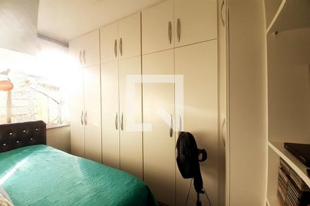 Casa de condomínio à venda com 96m², 3 quartos e 1 vagaQuarto