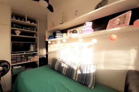 Casa de condomínio à venda com 96m², 3 quartos e 1 vagaQuarto