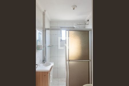 Banheiro de apartamento à venda com 1 quarto, 60m² em Taboão, São Bernardo do Campo