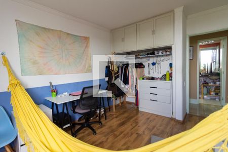 Apartamento à venda com 90m², 4 quartos e 1 vagaQuarto 2