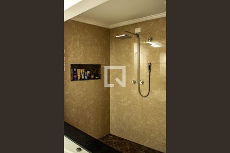 Casa à venda com 221m², 3 quartos e 5 vagas Casa à venda com 221m², 3 quartos e 5 vagasBanheiro da Suíte 3