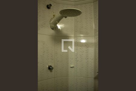 Casa à venda com 221m², 3 quartos e 5 vagas Casa à venda com 221m², 3 quartos e 5 vagasBanheiro da Suíte 1