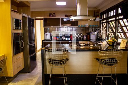 Casa à venda com 221m², 3 quartos e 5 vagas Casa à venda com 221m², 3 quartos e 5 vagasCozinha