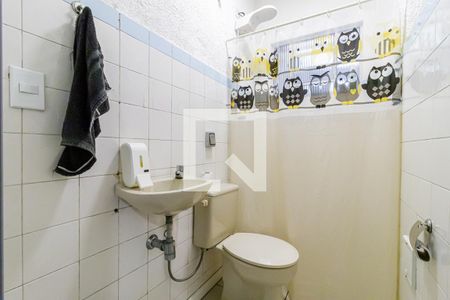 Casa à venda com 315m², 3 quartos e 2 vagasBanheiro de Serviço