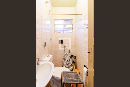 Casa à venda com 315m², 3 quartos e 2 vagasBanheiro da Edícula