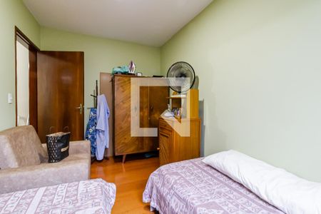 Casa à venda com 315m², 3 quartos e 2 vagasQuarto