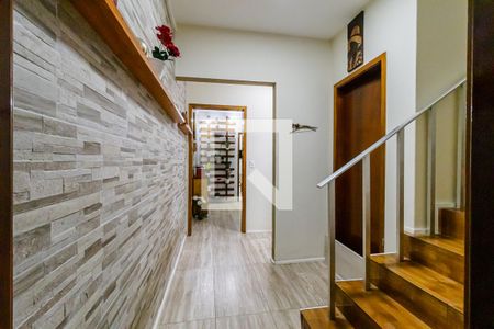 Casa à venda com 315m², 3 quartos e 2 vagasCorredor