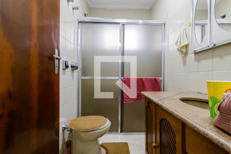 Casa à venda com 315m², 3 quartos e 2 vagasBanheiro da Suíte 2