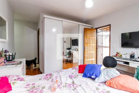 Casa à venda com 315m², 3 quartos e 2 vagasSuíte 2