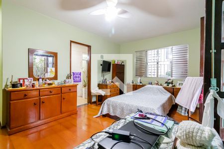 Casa à venda com 315m², 3 quartos e 2 vagasSuíte 1