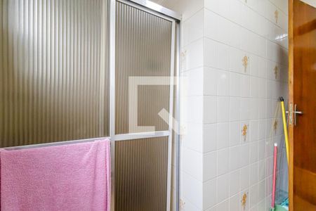 Casa à venda com 315m², 3 quartos e 2 vagasBanheiro