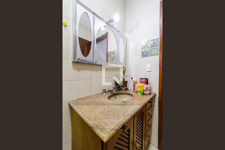 Casa à venda com 315m², 3 quartos e 2 vagasBanheiro da Suíte 2