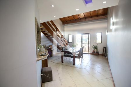 Sala de casa para alugar com 3 quartos, 800m² em Pechincha, Rio de Janeiro