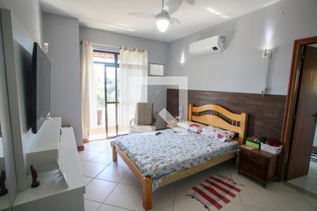 Casa para alugar com 800m², 3 quartos e 1 vaga Casa para alugar com 800m², 3 quartos e 1 vagaQuarto Suíte 1