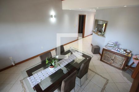 Sala de casa para alugar com 3 quartos, 800m² em Pechincha, Rio de Janeiro