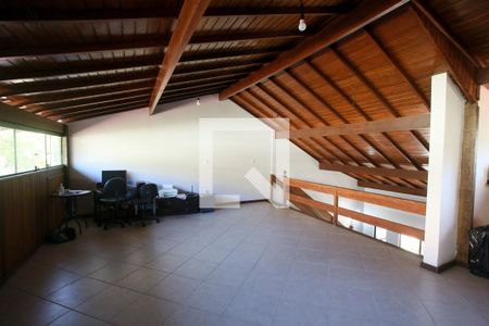 Casa para alugar com 800m², 3 quartos e 1 vaga Casa para alugar com 800m², 3 quartos e 1 vagaEstudio Superior