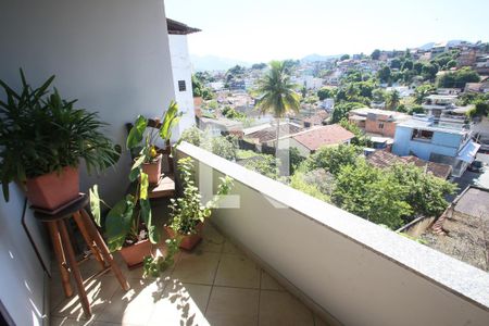 Casa para alugar com 800m², 3 quartos e 1 vaga Casa para alugar com 800m², 3 quartos e 1 vagaVaranda da Sala