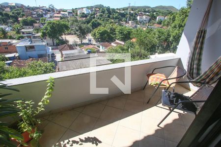 Casa para alugar com 800m², 3 quartos e 1 vaga Casa para alugar com 800m², 3 quartos e 1 vagaVaranda da Sala