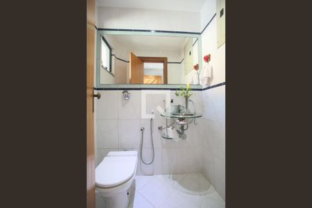 Casa para alugar com 800m², 3 quartos e 1 vaga Casa para alugar com 800m², 3 quartos e 1 vagaLavabo