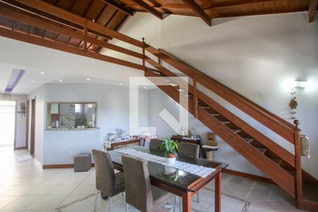 Sala de casa para alugar com 3 quartos, 800m² em Pechincha, Rio de Janeiro