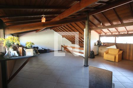 Casa para alugar com 800m², 3 quartos e 1 vaga Casa para alugar com 800m², 3 quartos e 1 vagaEstudio Superior