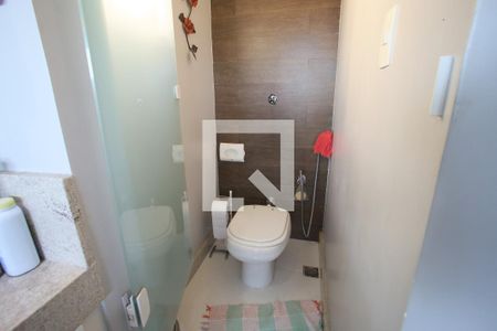 Casa para alugar com 800m², 3 quartos e 1 vaga Casa para alugar com 800m², 3 quartos e 1 vagaBanheiro da Suíte 1