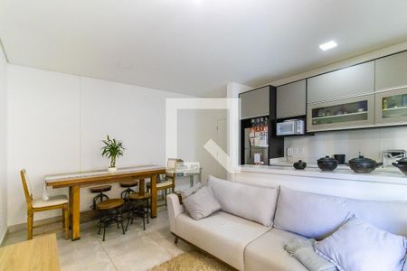 Sala de apartamento à venda com 2 quartos, 110m² em Cambuí, Campinas