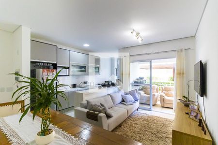 Sala de apartamento à venda com 2 quartos, 110m² em Cambuí, Campinas