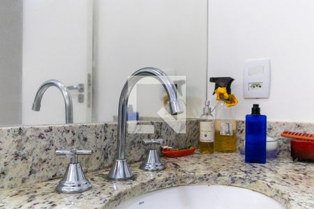 Apartamento à venda com 110m², 2 quartos e 1 vagaBanheiro da suíte